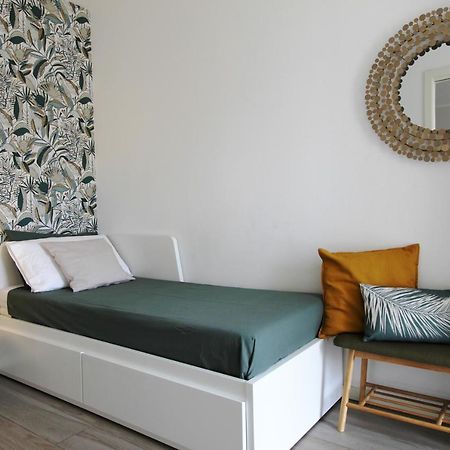 La Casa Di Cele Apartment Desenzano del Garda Bagian luar foto