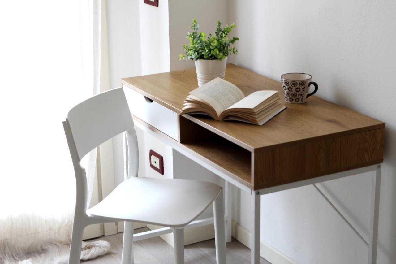 La Casa Di Cele Apartment Desenzano del Garda Bagian luar foto