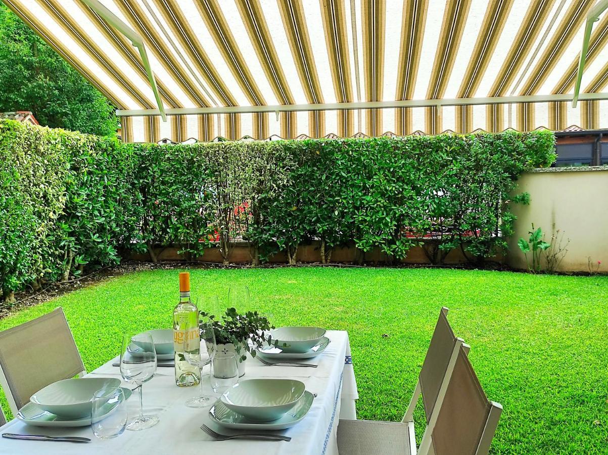 La Casa Di Cele Apartment Desenzano del Garda Bagian luar foto